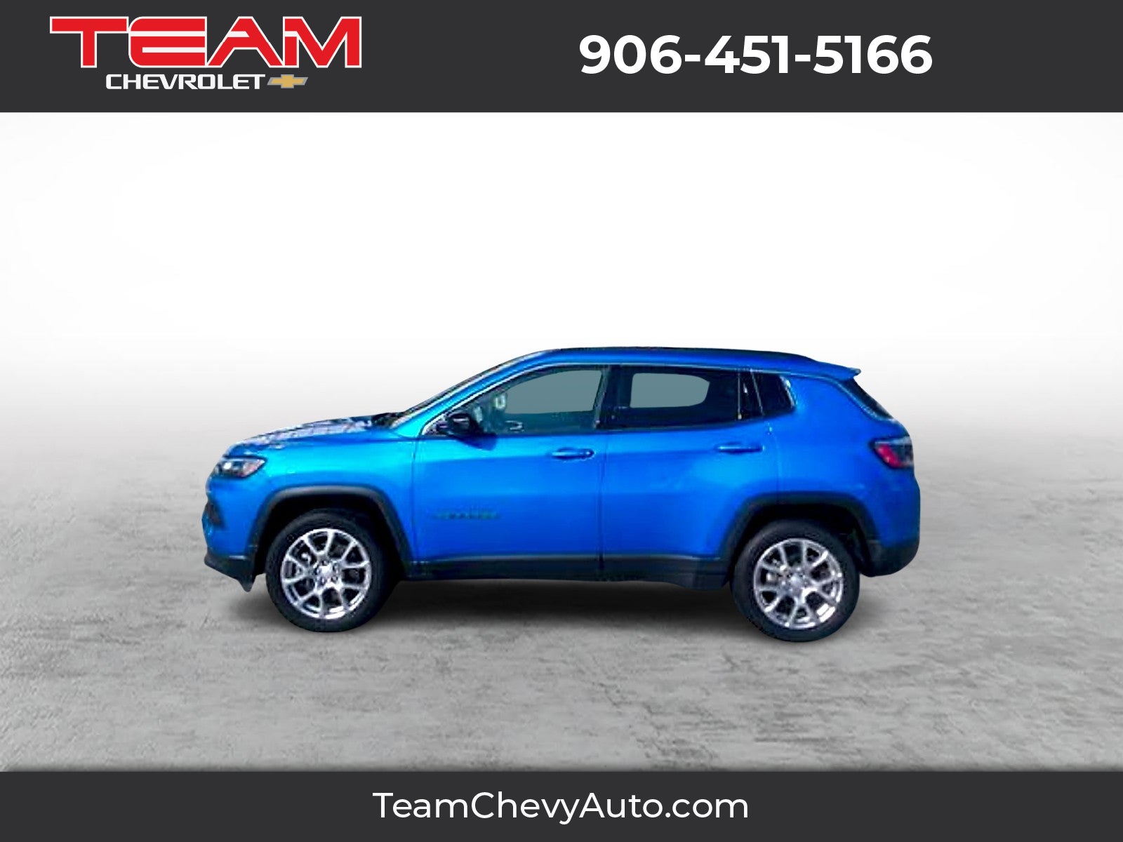 2024 Jeep Compass Latitude Lux in Blue — front three-quarter view