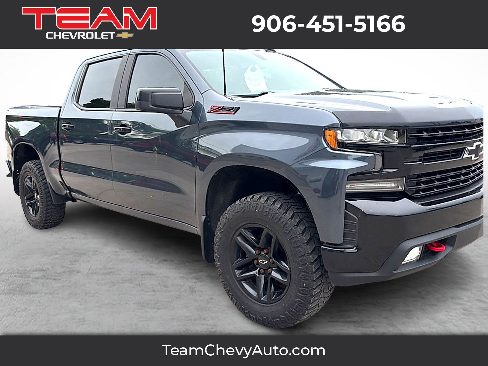 2019 Chevrolet Silverado 1500 LT Trail Boss in Shadow Gray Metallic — front three-quarter view